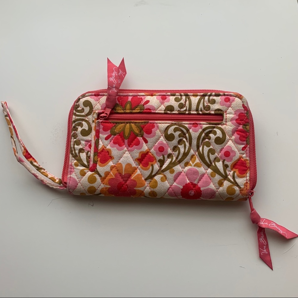 Vera Bradley Retired Wristlet Wallet Folkloric